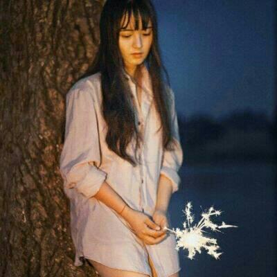 高清清新淡雅的女生图片头像大全(精选18张)