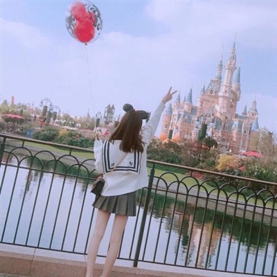 高清时尚的女生背影qq头像图片(18张)