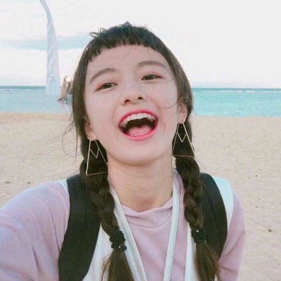 微信海边女生头像(精选22张)
