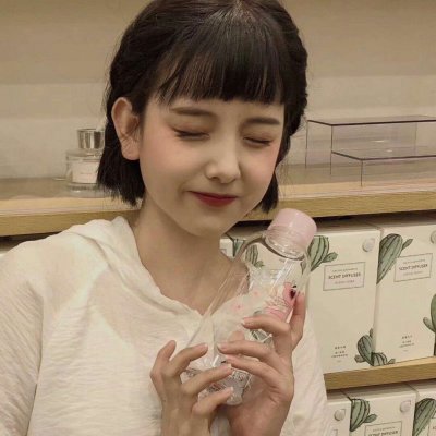 抖音清纯美女头像(32张)