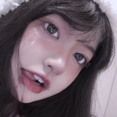 高清好看的丧系潮图女头(22张)