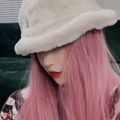 高清好看的丧系潮图女头(22张)