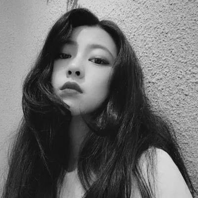 伤感黑白色头像(精选20张)