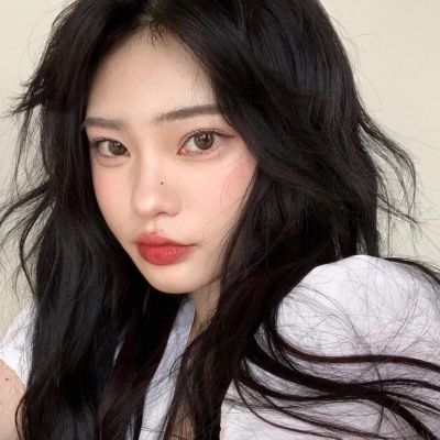 高清好看的女生头像超拽个性图片(精选26张)