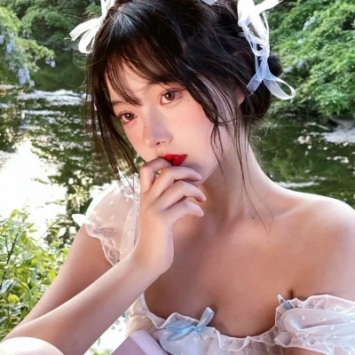 干净又好看的气质头像(22张)