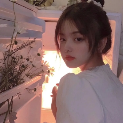 干净又好看的气质头像(22张)