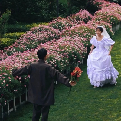 2023最新微信头像新款情侣头像(24张)