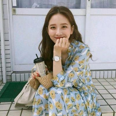 网红美女图片微信头像大全(精选24张)