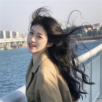 网红美女图片微信头像(22张)