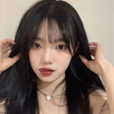 网红美女图片微信头像(22张)