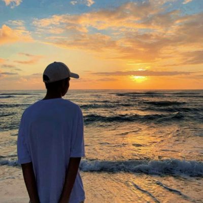 高冷成熟一点微信头像(精选24张)