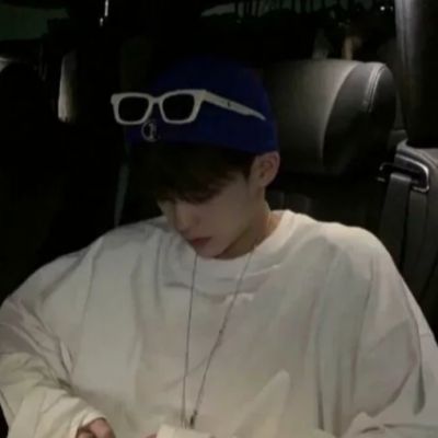 超清高冷男生头像(精选28张)