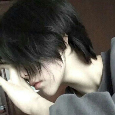 超清高冷男生头像(精选28张)