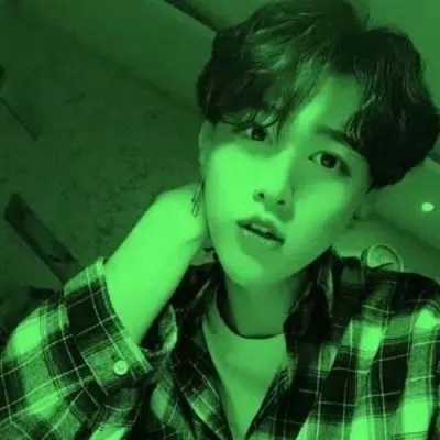 二次元绿色系男生头像(精选30张)