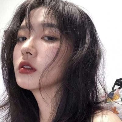 最新优质御姐女头像(28张)