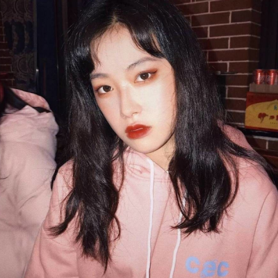 好看的姐妹头像二人闺蜜一人一张图片(26张)