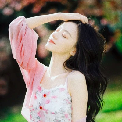 文艺复古头像女生头像大全(精选32张)