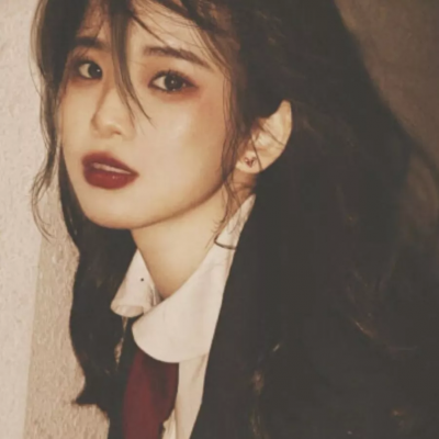 文艺复古头像女生头像大全(精选32张)