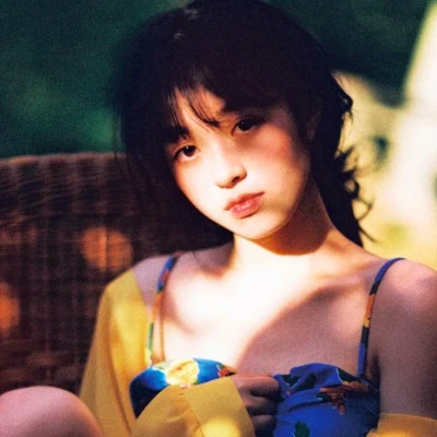 文艺复古头像女生头像大全(精选32张)