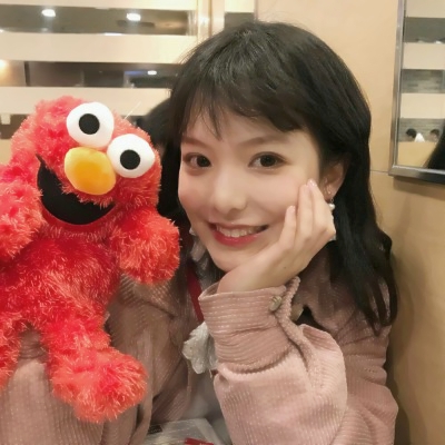 高清真实的qq个性女头最新图片(精选24张)