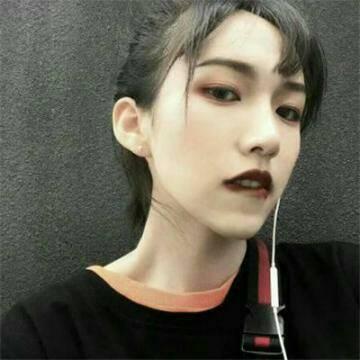 痛到心碎的头像(精选30张)