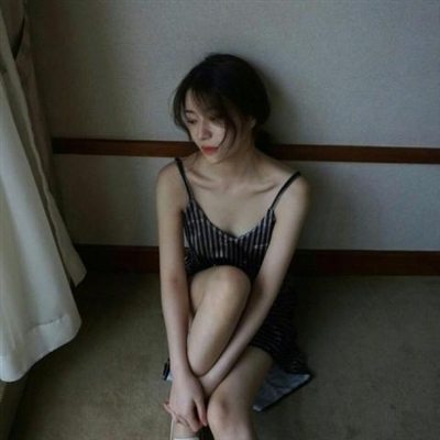 痛到心碎的头像(精选30张)