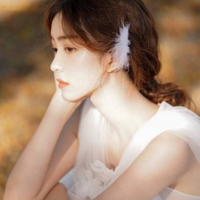 美女伤感照片头像(24张)