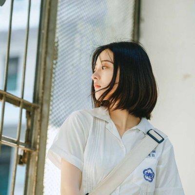 美女伤感照片头像(24张)