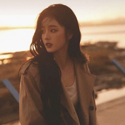 美女伤感照片头像(24张)