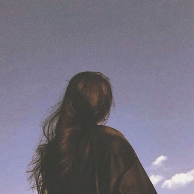 美女伤感照片头像(24张)