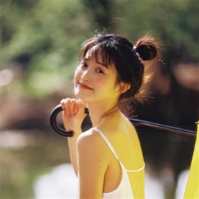 好看小清新少女头像(精选24张)