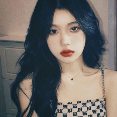 女生头像ins仙气(精选24张)