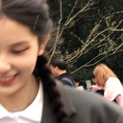 ins小众头像女慵懒风(26张)