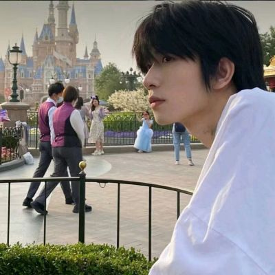 特别稀少超好看的头像男(精选34张)