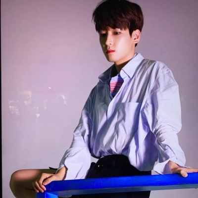 特别稀少超好看的头像男(精选34张)