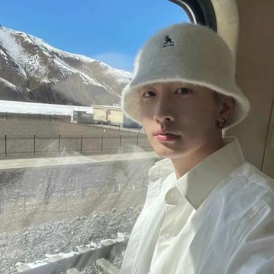 特别稀少超好看的头像男(精选34张)