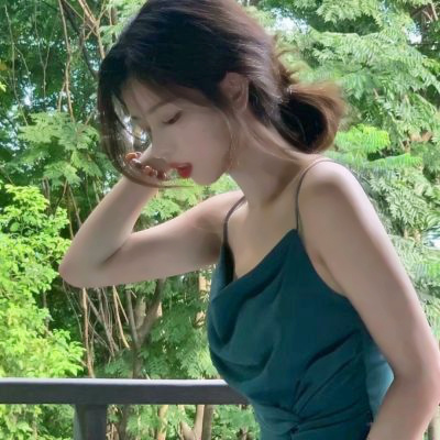 安静又温柔又沉稳的女生头像(精选32张)