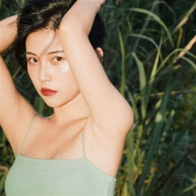 特别稀少超好看的头像女(精选22张)