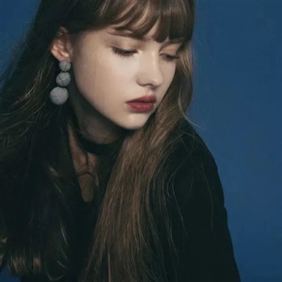 特别稀少超好看的头像女(精选22张)