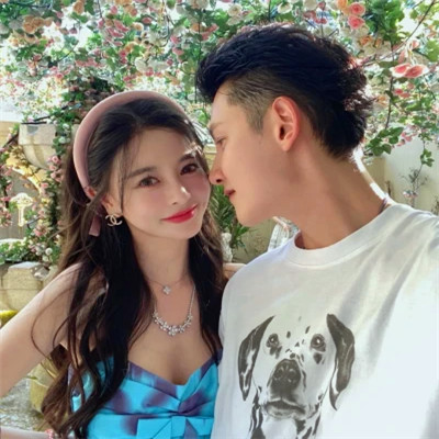 非常甜又恩爱的情头(22张)