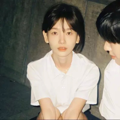 冷淡系情侣头像(精选18张)