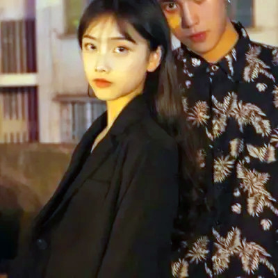 冷淡系情侣头像(精选18张)