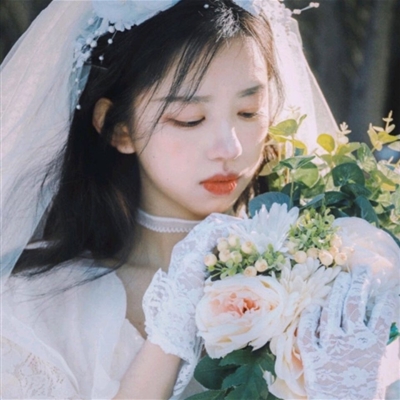 有气质女性微信头像(24张)