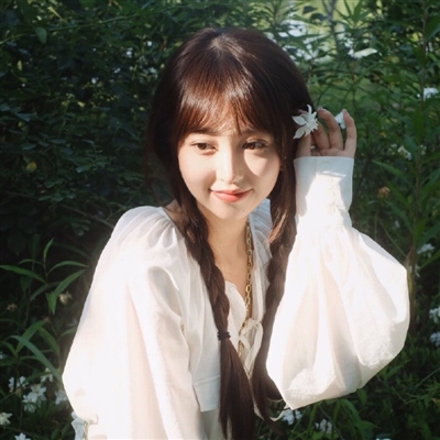 有气质女性微信头像(24张)