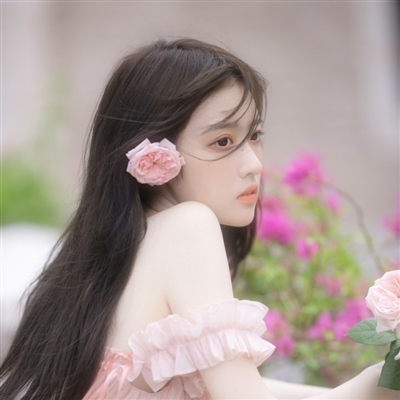 有气质女性微信头像(24张)