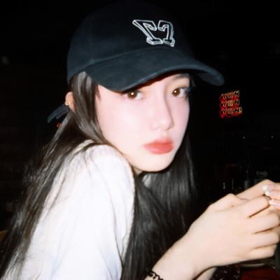 有气质女性微信头像(24张)