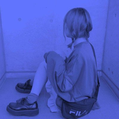 高清蓝色系女生头像(精选24张)