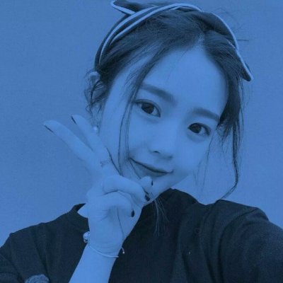 高清蓝色系女生头像(精选24张)