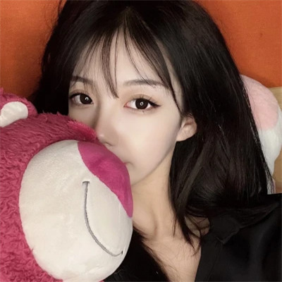 2023时尚女头高清图片(24张)