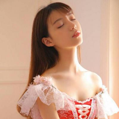 高清清纯女生图片清新头像(精选24张)